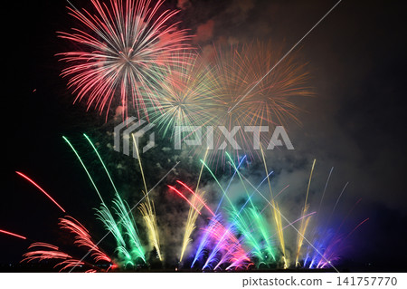 Fireworks blooming in the night sky <Oigawa Fireworks Festival 2026> Fireworks blooming in the night sky <Oigawa Fireworks Festival 2026> 141757770