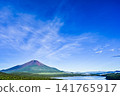 Lake Yamanaka in Yamanashi Prefecture and Mount Fuji in summer 141765917