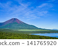 Lake Yamanaka in Yamanashi Prefecture and Mount Fuji in summer 141765920
