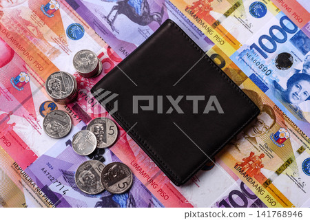 Philippines, Philippine peso banknotes and coins for trade and exchange Philippines, Philippine peso banknotes and coins for trade and exchange 141768946