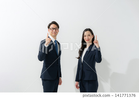 Business men women 141771376