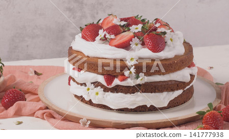 Sponge cake with fresh strawberries Sponge cake with fresh strawberries 141777938