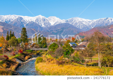 從白馬村大出公園看到的白馬三峰(秋季) 從白馬村大出公園看到的白馬三峰(秋季) 141778172