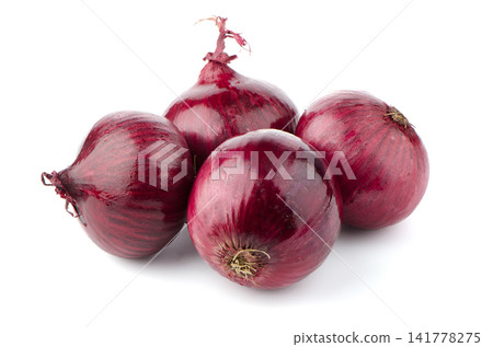 Red onions Red onions 141778275