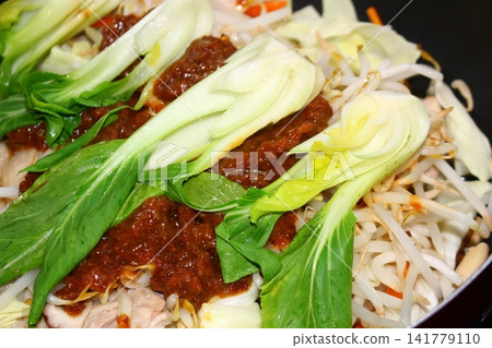 美味自製的甜辣味噌炒菜 美味自製的甜辣味噌炒菜 141779110