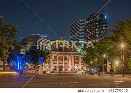 大阪市中之島公園大阪中央公會堂夜景 141779445