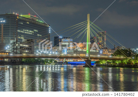 Aqua City Osaka night view Kawasaki Bridge Osaka City Aqua City Osaka night view Kawasaki Bridge Osaka City 141780402