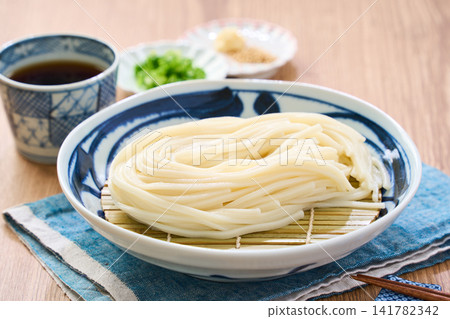 Zaru Udon: A cold noodle dish made with Sanuki udon noodles served on a plate. 141782342