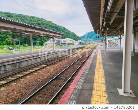 Kurayoshi Station platform in Tottori, Japan Kurayoshi Station platform in Tottori, Japan 141786201