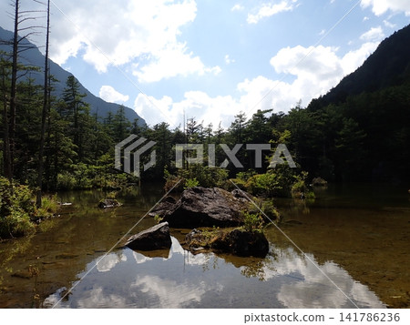 Kamikochi in mid-summer / Myojin Pond Kamikochi in mid-summer / Myojin Pond 141786236