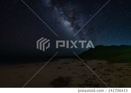 Ishigaki Island, the Milky Way shines brightly over the tropical peaches. Ishigaki Island, the Milky Way shines brightly over the tropical peaches. 141786415