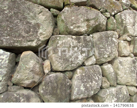 Stone wall 141790638
