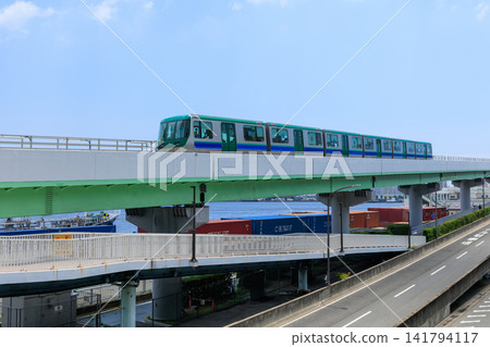 神戶港班輪停靠新港4號碼頭（兵庫縣神戶市） 141794117