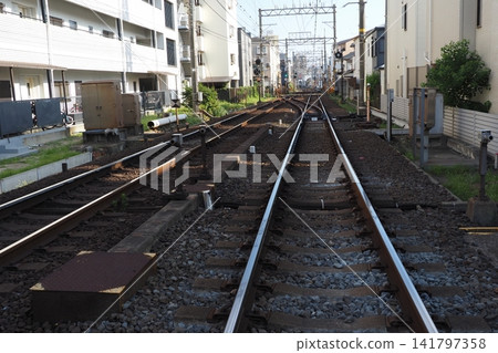 Summer track Summer track 141797358