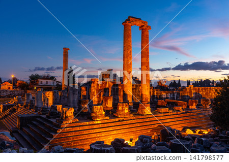 Temple of Apollo in Didyma antique city. Turkey Temple of Apollo in Didyma antique city. Turkey 141798577