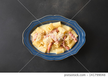 Rigatoni Carbonara Rigatoni Carbonara 141799048