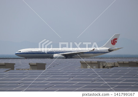 飛機起飛前 飛機起飛前 141799167