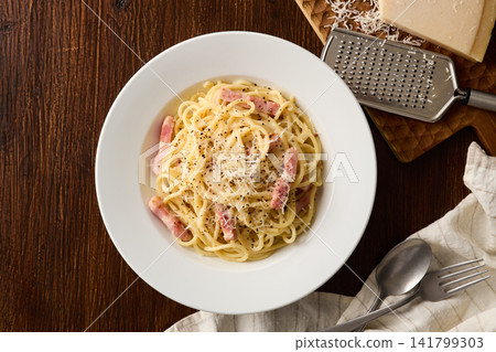 Carbonara Carbonara 141799303
