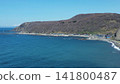 從空中俯瞰渡鞠川河口和日本海沿岸風光，北海道島卷村。 141800487