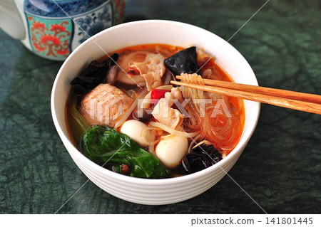 Mala Tang with lots of ingredients Mala Tang with lots of ingredients 141801445