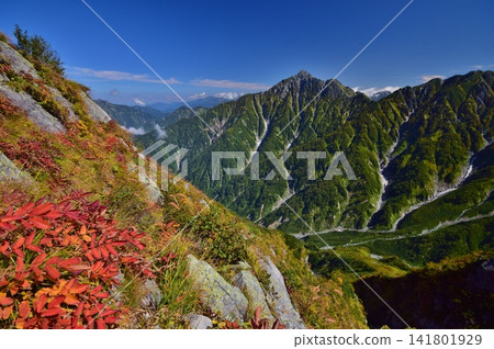 秋高氣爽的日子,在大日山脈健行 秋高氣爽的日子,在大日山脈健行 141801929