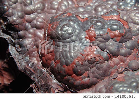 Grape-like hematite Grape-like hematite 141803613