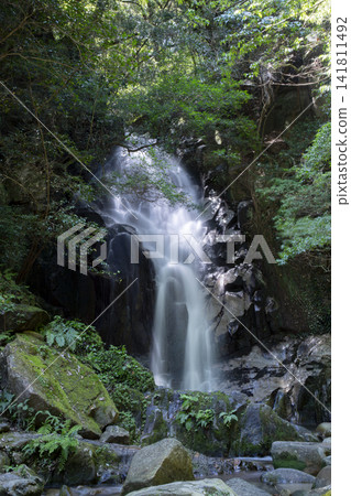 Otogishizu Falls, Ichinotaki Falls, in Tosu City, Saga Prefecture Otogishizu Falls, Ichinotaki Falls, in Tosu City, Saga Prefecture 141811492
