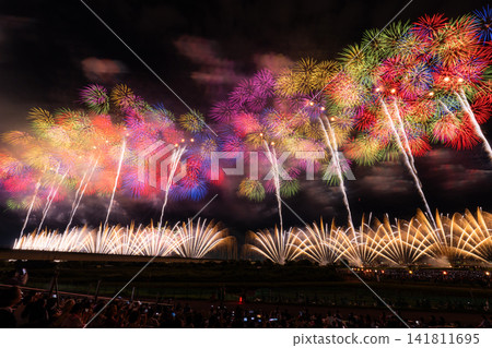 2026年長岡煙火節-鳳凰煙火祈福重建(現場照片) 2026年長岡煙火節-鳳凰煙火祈福重建(現場照片) 141811695