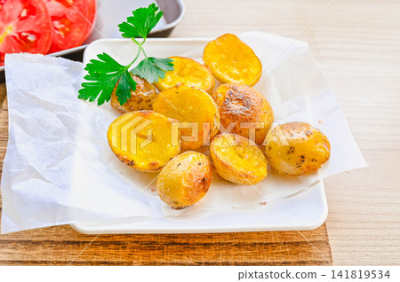 Kita Akari potato skin-on french fries Kita Akari potato skin-on french fries 141819534