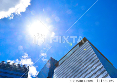 夏天，陽光，夏日，盛夏，酷暑，極度高溫日 141820469