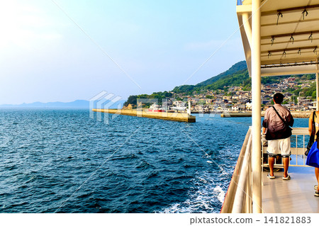 [Kagawa] Summer view of Ogijima Island from Meon in the evening 141821883