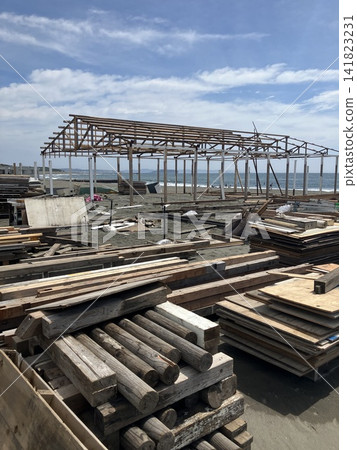 夏末—海灘小屋正在拆除 夏末—海灘小屋正在拆除 141823231