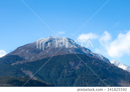鶴見嶽山頂展望台與降雪 鶴見嶽山頂展望台與降雪 141825592