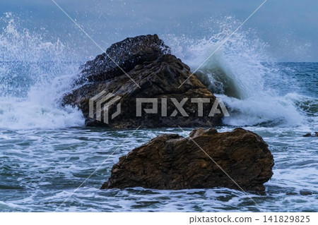 波浪噴霧 波浪噴霧 141829825