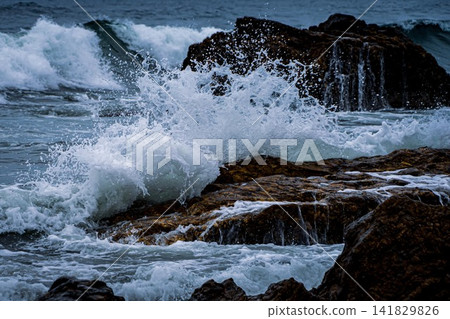 波浪噴霧 波浪噴霧 141829826