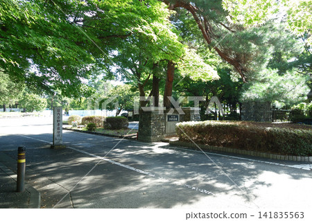 多摩墓園正門(前門)(東京都府中市) 多摩墓園正門(前門)(東京都府中市) 141835563