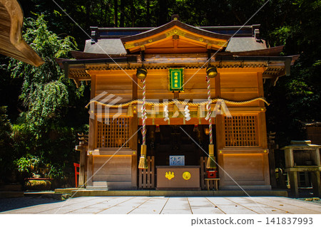 Yuki Shrine: Two enshrined deities offer blessings for: protection from evil, good fortune, business prosperity, family safety, recovery from illness, and safe childbirth. Yuki Shrine: Two enshrined deities offer blessings for: protection from evil, good fortune, business prosperity, family safety, recovery from illness, and safe childbirth. 141837993