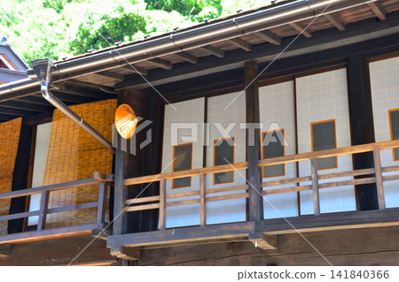 Nakasendo Road, Narai-juku, Flag-shaped basket, Straw hat Nakasendo Road, Narai-juku, Flag-shaped basket, Straw hat 141840366