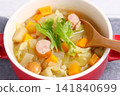 很多蔬菜清湯 141840699