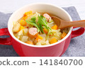 很多蔬菜清湯 141840700