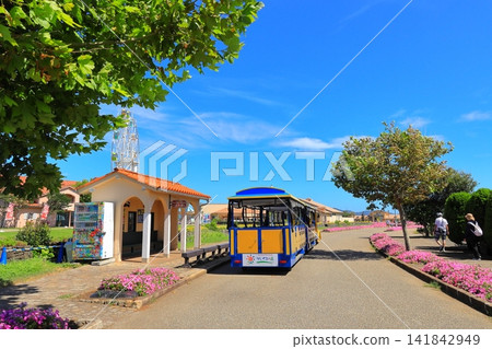Soleil Hill Soleil Hill 141842949