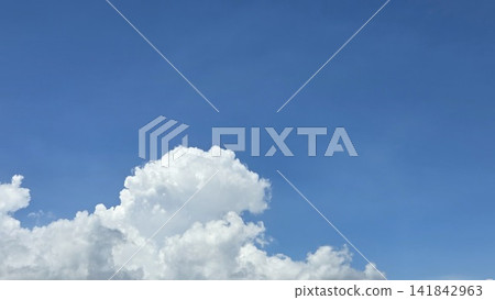 夏天的藍天白雲 夏天的藍天白雲 141842963