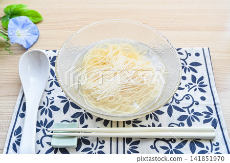 冷白高湯素麵 冷白高湯素麵 141851970