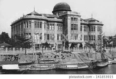 老照片,1933-1945 年,廣島原子彈爆炸前:商品展示廳(後來的原子彈爆炸圓頂屋)。 老照片,1933-1945 年,廣島原子彈爆炸前:商品展示廳(後來的原子彈爆炸圓頂屋)。 141853915