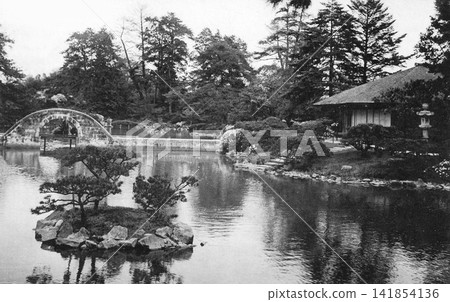 Old photograph, 1933-1945, Hiroshima before the atomic bombing: Izumi Asano's residence (later destroyed by the atomic bomb, rebuilt and became Shukkei-en Garden). Old photograph, 1933-1945, Hiroshima before the atomic bombing: Izumi Asano's residence (later destroyed by the atomic bomb, rebuilt and became Shukkei-en Garden). 141854136