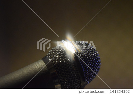 Karaoke image Karaoke image 141854302