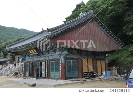 South Korea, Busan, Beomeosa Temple, Jizo Hall South Korea, Busan, Beomeosa Temple, Jizo Hall 141859113