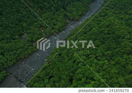 Aerial photograph capturing a river and riverbed flowing through the mountainous area of Shizuoka City, Shizuoka Prefecture. Aerial photograph capturing a river and riverbed flowing through the mountainous area of Shizuoka City, Shizuoka Prefecture. 141859270
