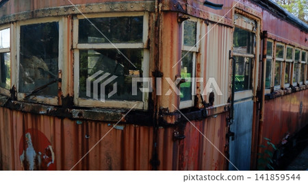 A forgotten old train A forgotten old train 141859544