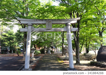 天童市溫泉神社坐落在溫泉小鎮的一角，是一座安靜祥和的神社。 141864288